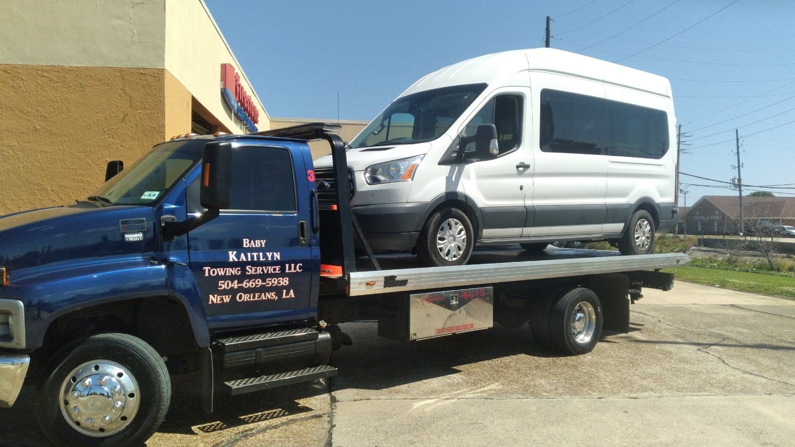 Tow Truck New Orleans - Baby Kaitlyn Towing Service