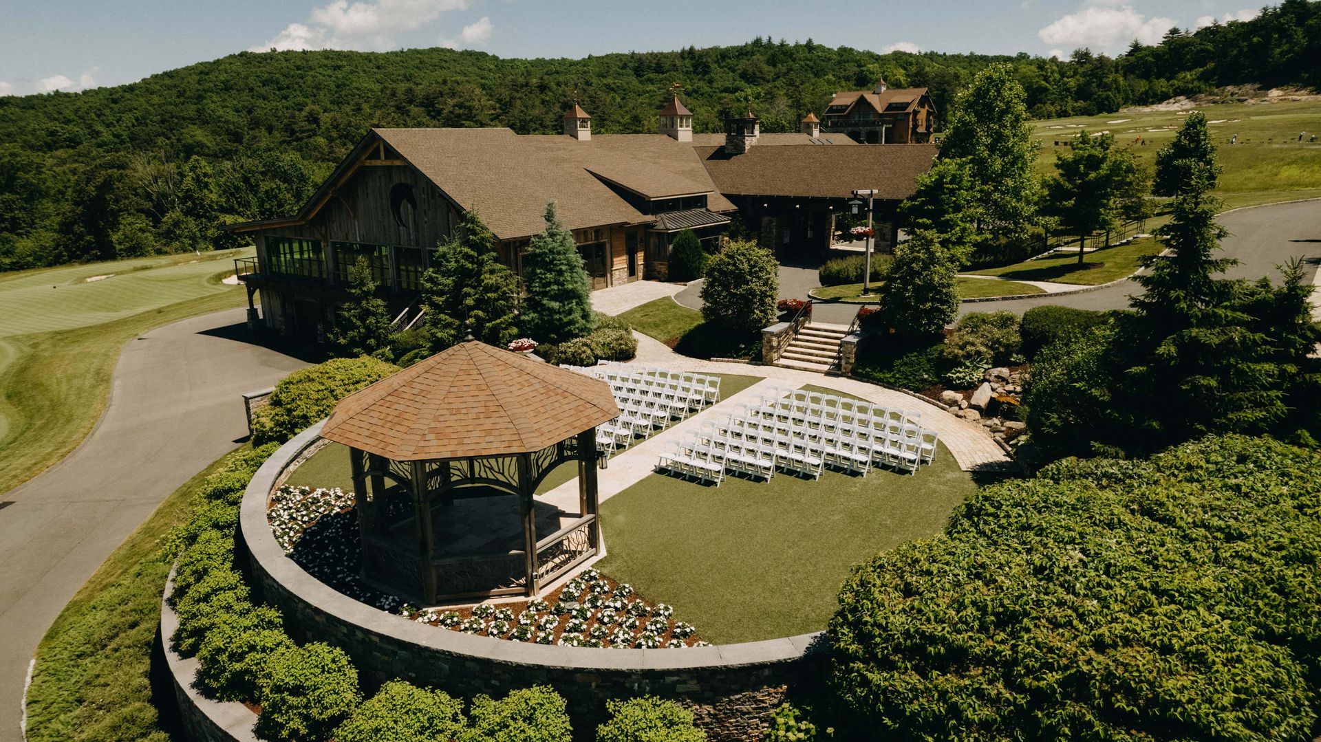 Lindsey & George's wedding at The Starting Gate