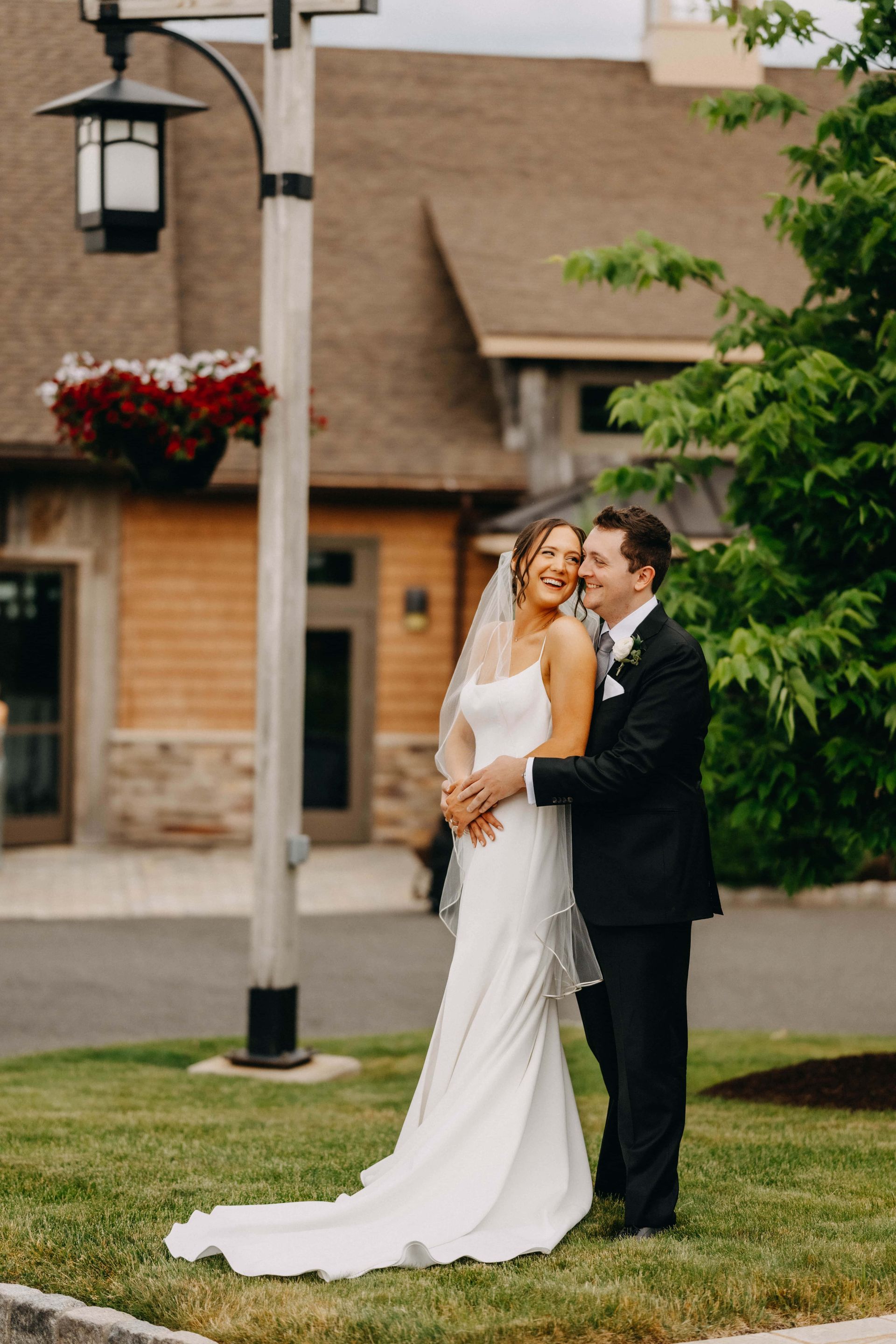 Lindsey & George's wedding at The Starting Gate
