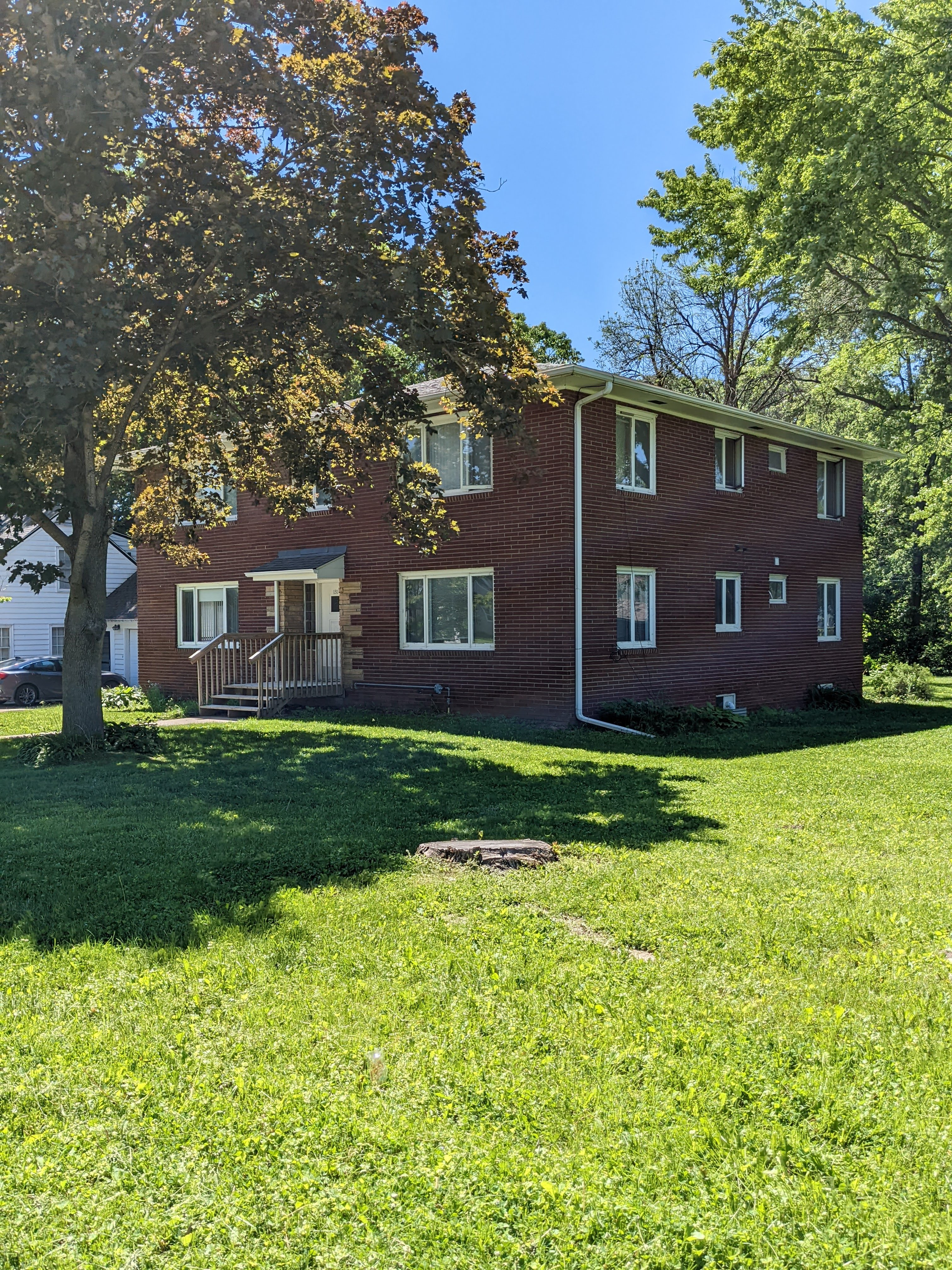 131 Grove St.