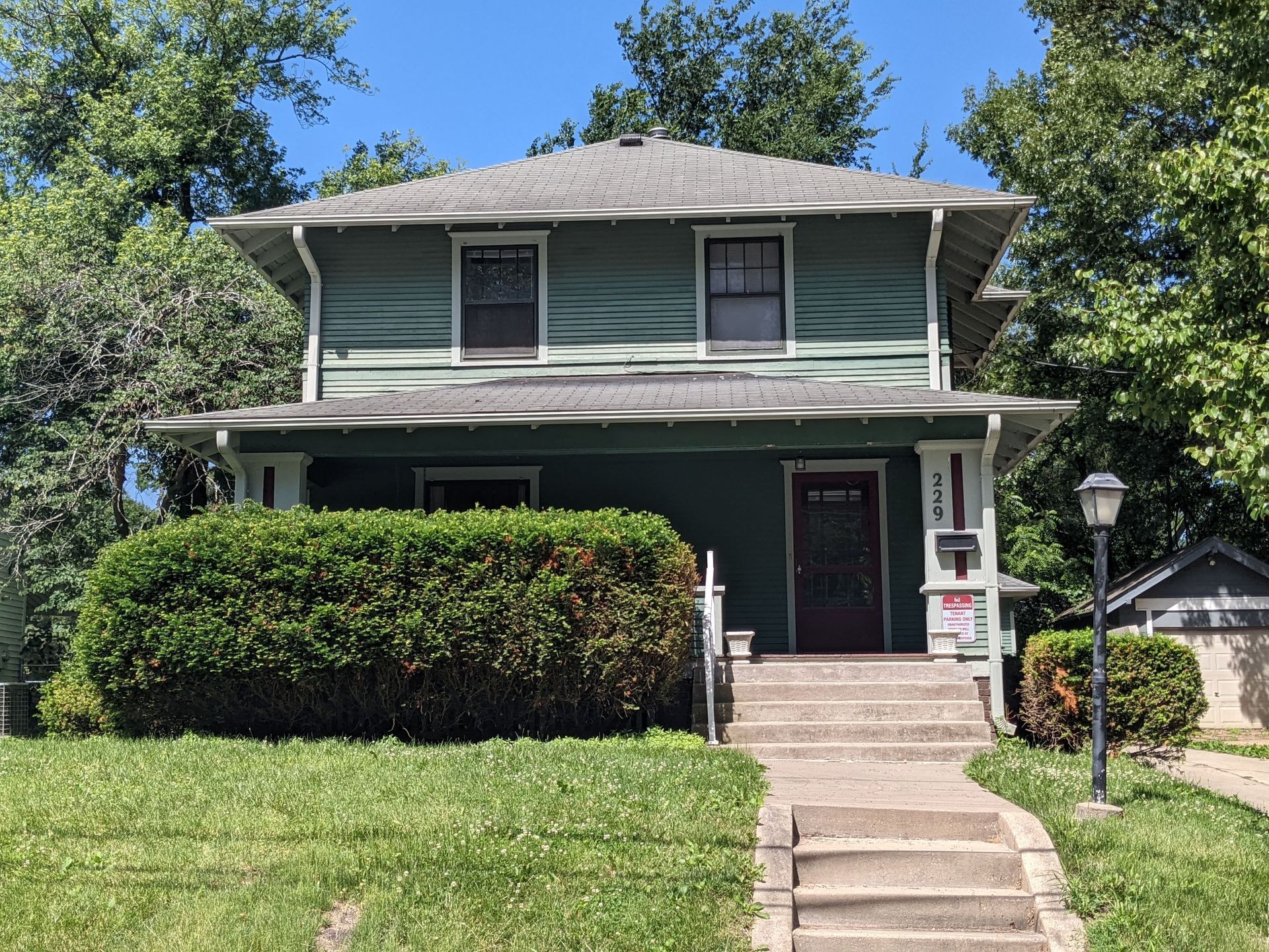 229 Melrose Ct
