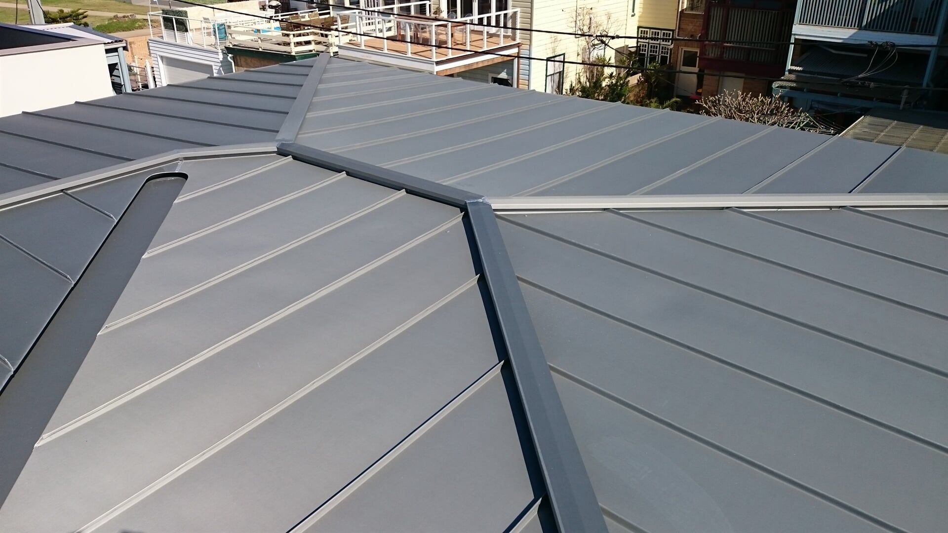 Elzinc Black in Double Standing Seam System