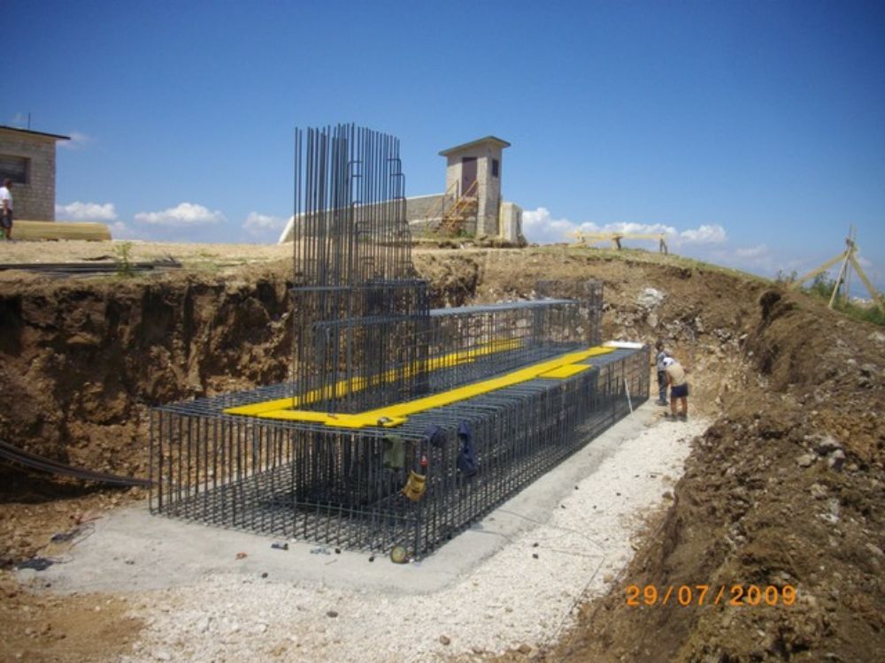 lavori per la realizzazione di una seggiovia in Abruzzo