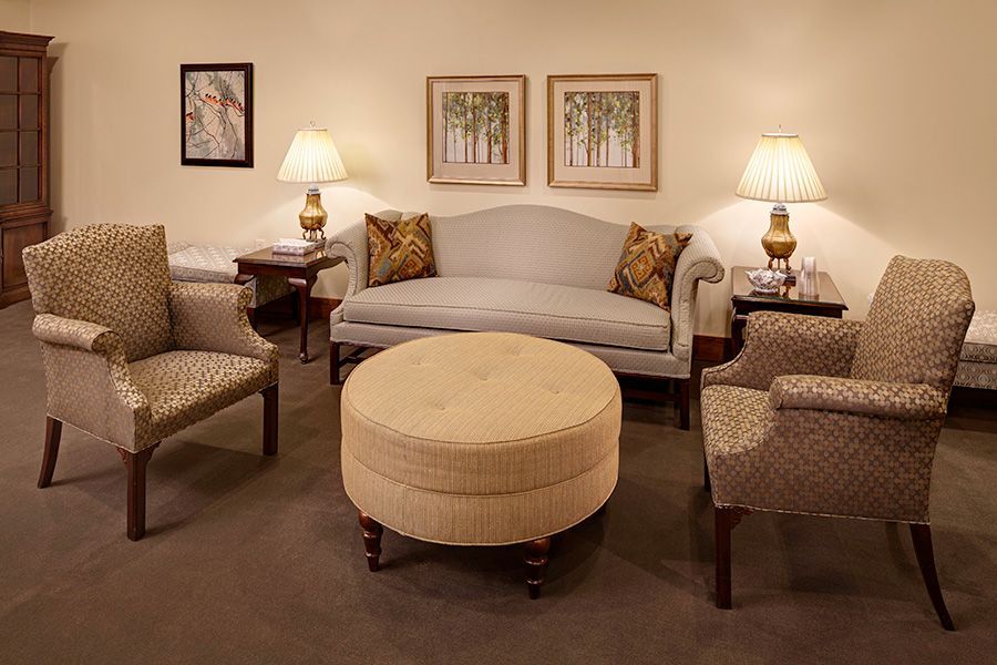 Seating area in Hickory room at Morris-Baker Funeral Home & Cremation Services location in Johnson City, TN.