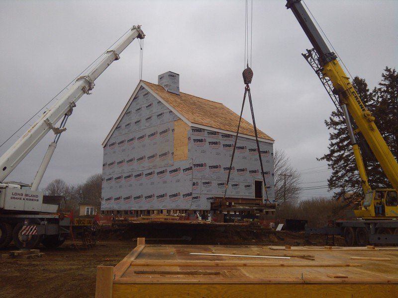 100 Ton Krupp & 100 Ton Grove Moving An Historical House To A New Foundation In Sagaponack