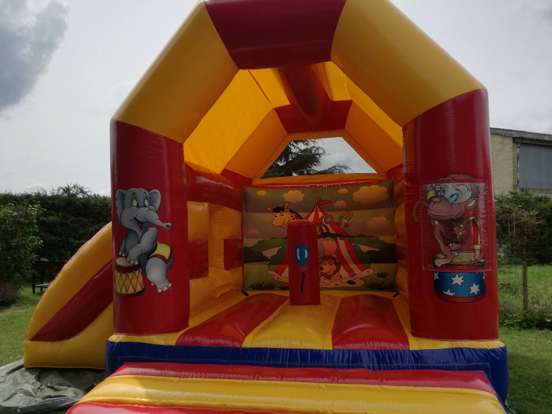 Springkasteel huren op locatie