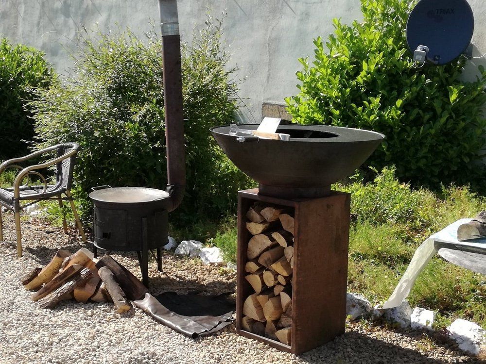 grillring op vuurschaal bij kasteelverblijf