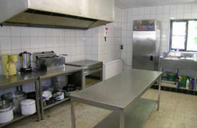 eenvoudige groepswoning nabij franse grens