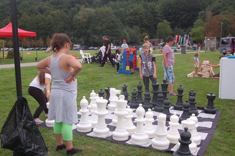 verhuur van xl schaakspel