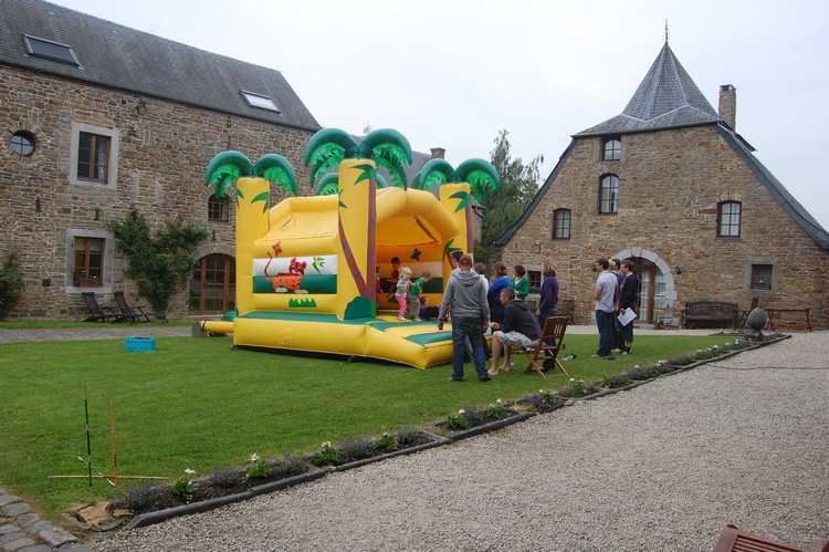 springkussen te huur