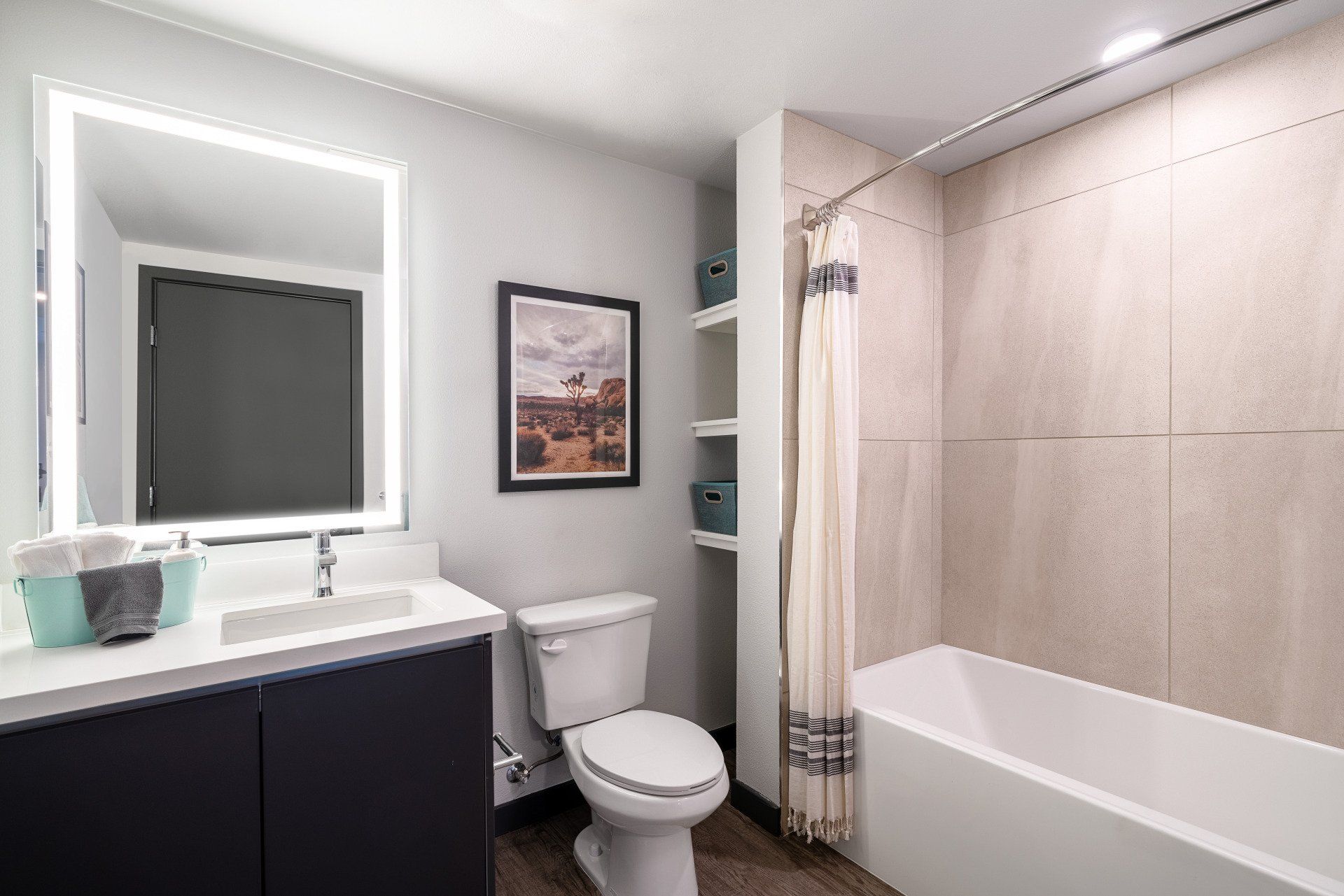 Aspire Apartment Bathroom Photo