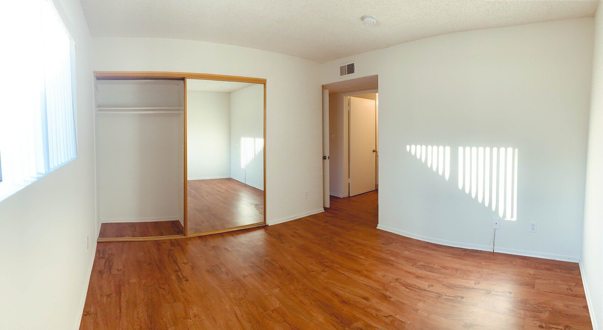 Windward Sea Room Photo