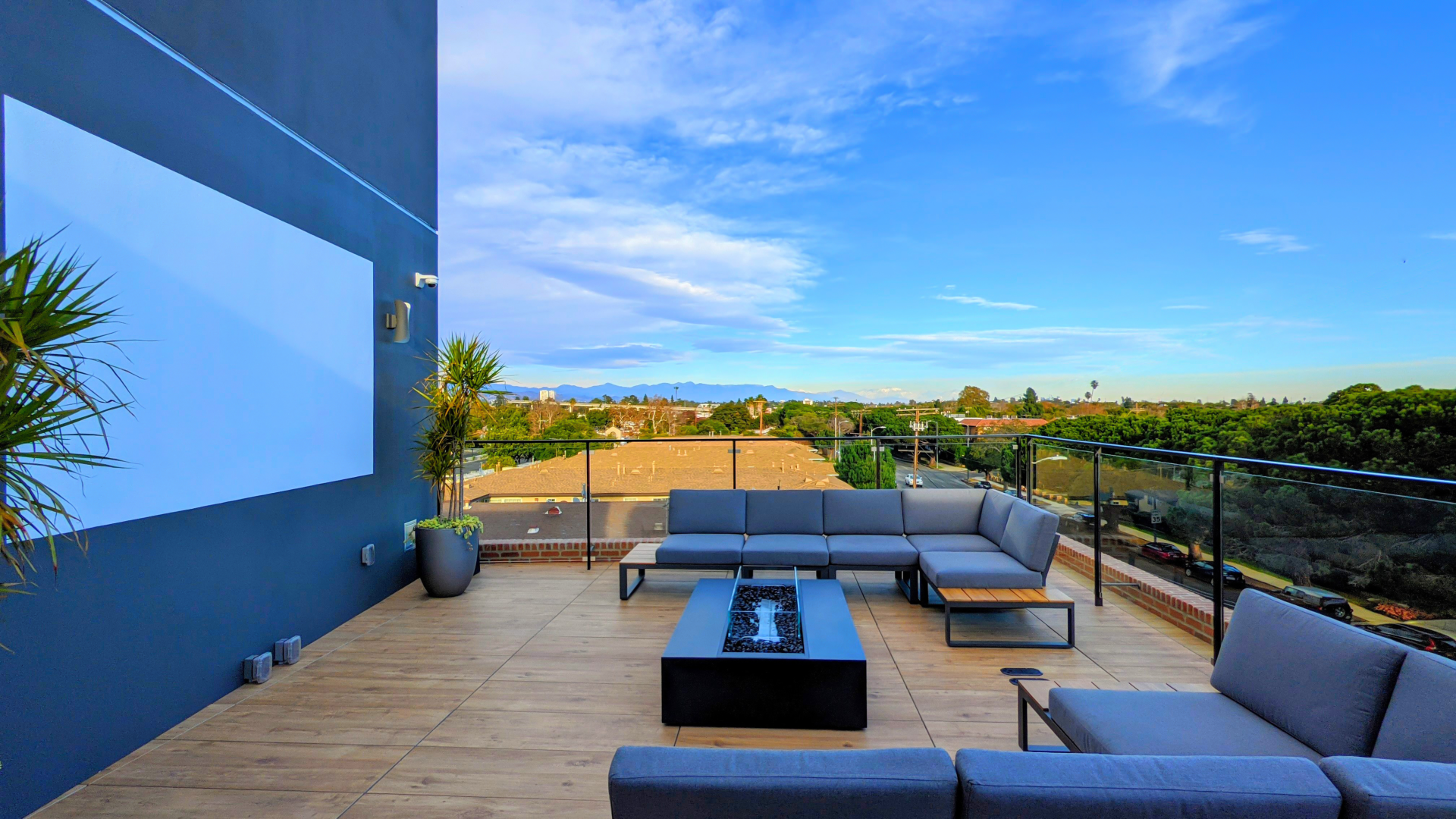 Vantage Mar Vista - Rooftop Photo