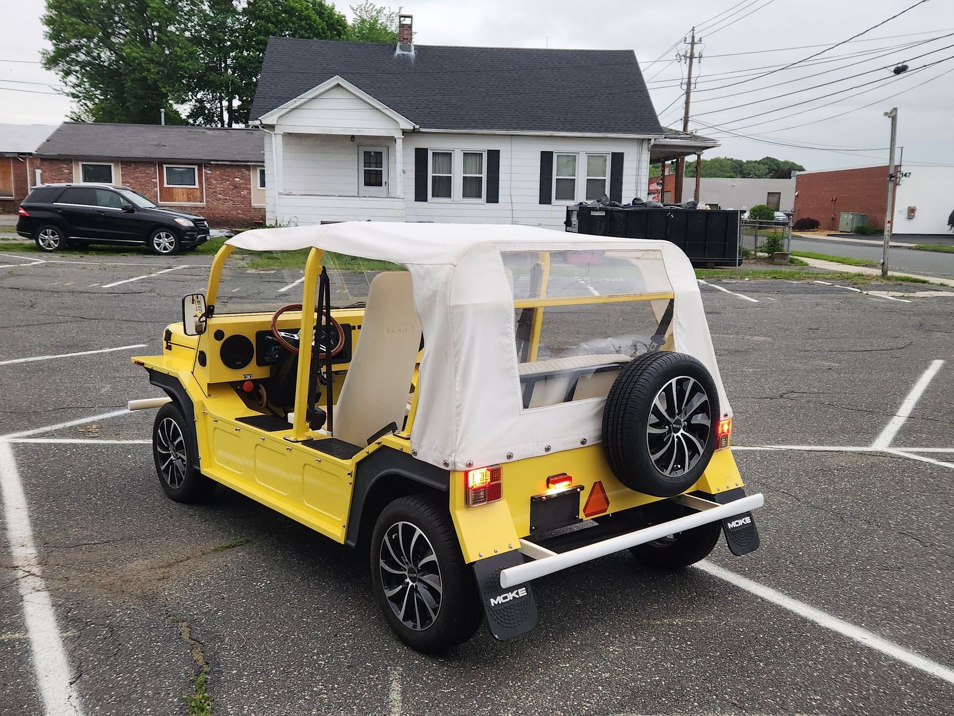 2018 Yellow/White ONLY $17,500