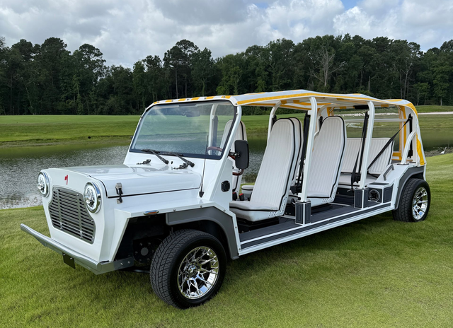 Custom Stretched 6 seater Moke Creating A Buzz In Florida!