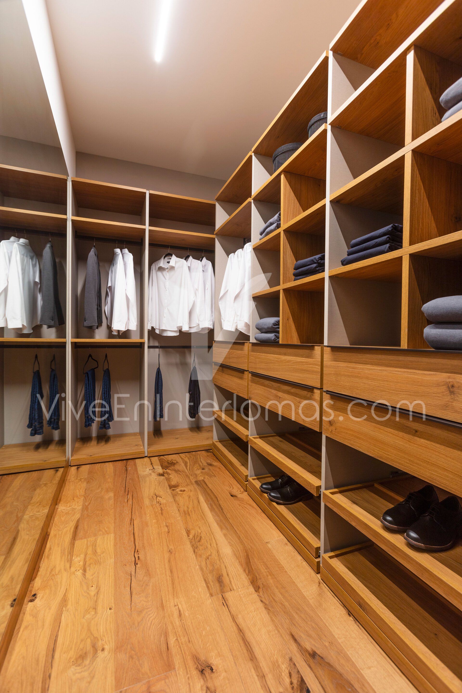 vestidor desarrollo aurea