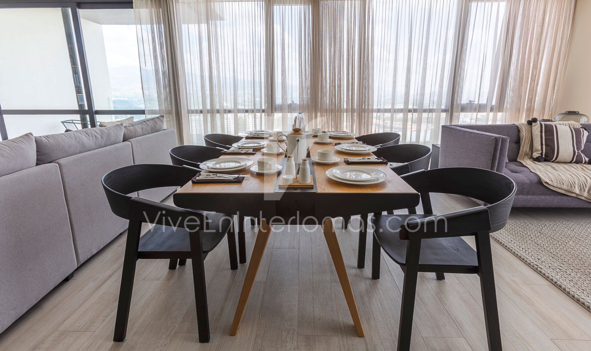 cosmocraft departamento muestra