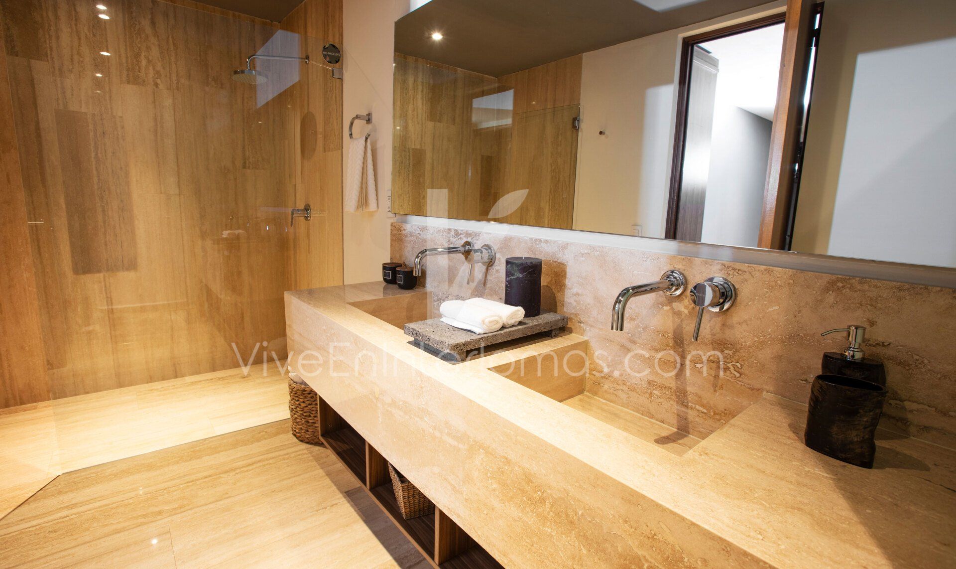 baño residencias manigua