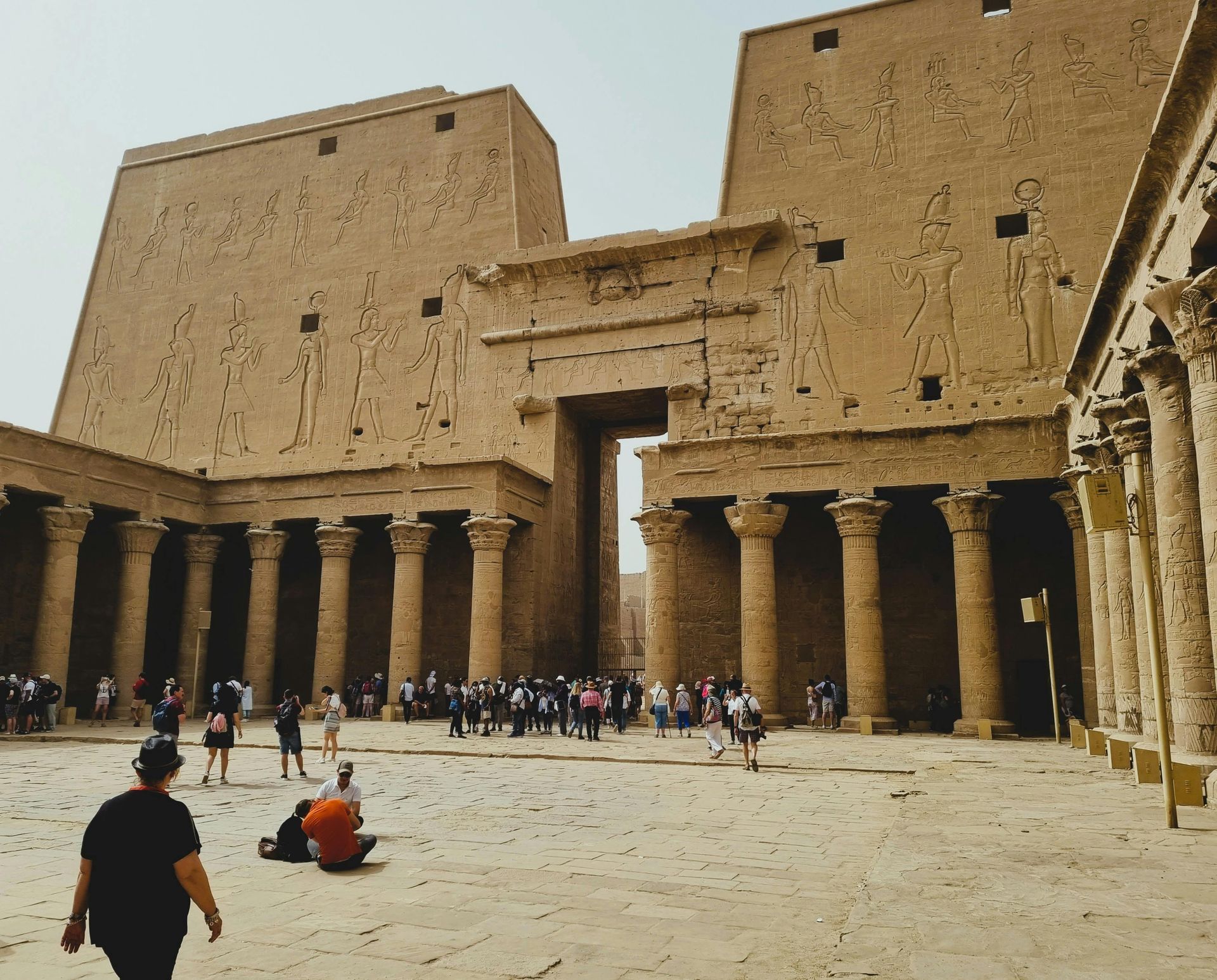 Cairo Day Tours,Giza Pyramids Tour,Cairo Sightseeing,Book Cairo day trips,Private Cairo tour guide