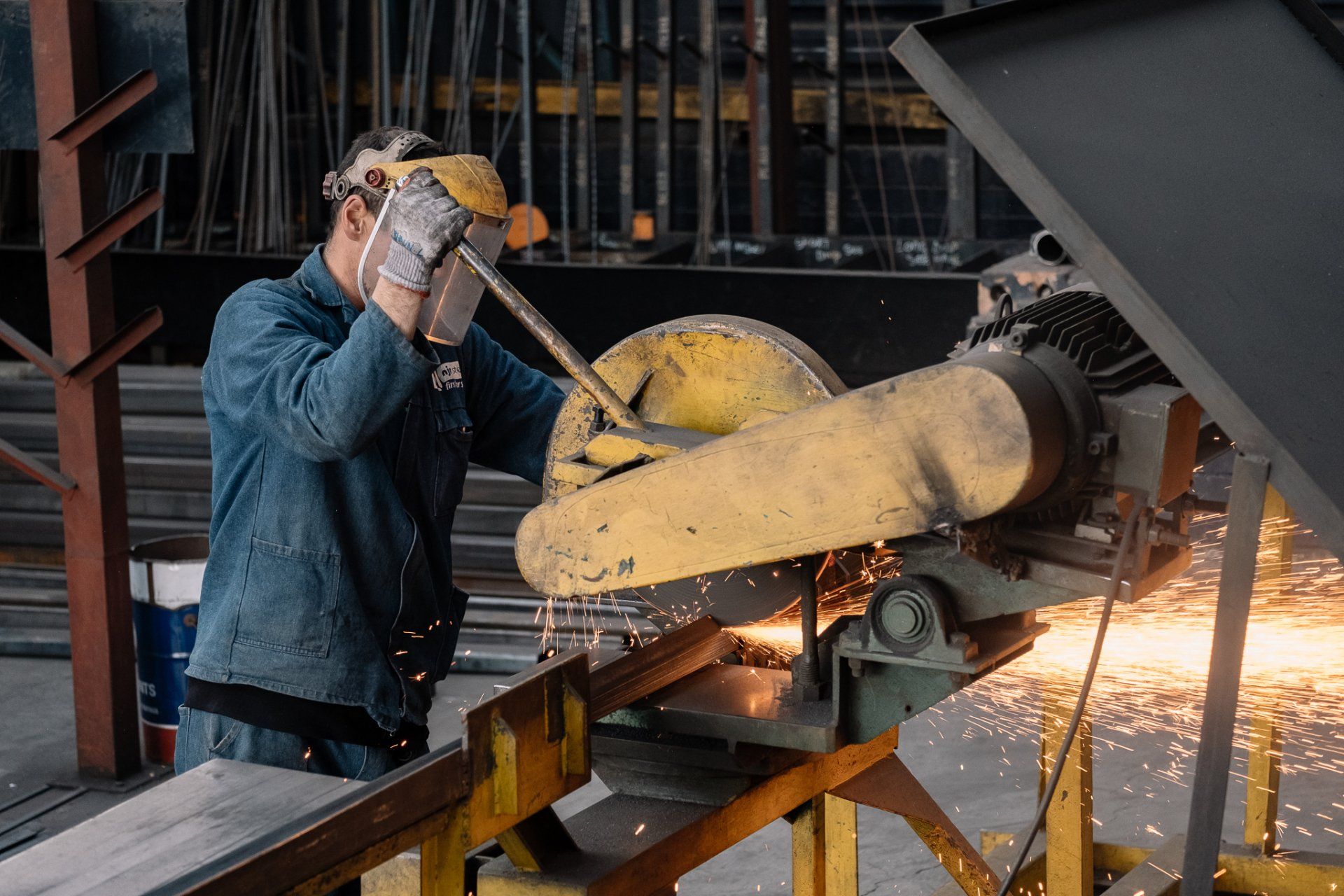 cutting steel to length