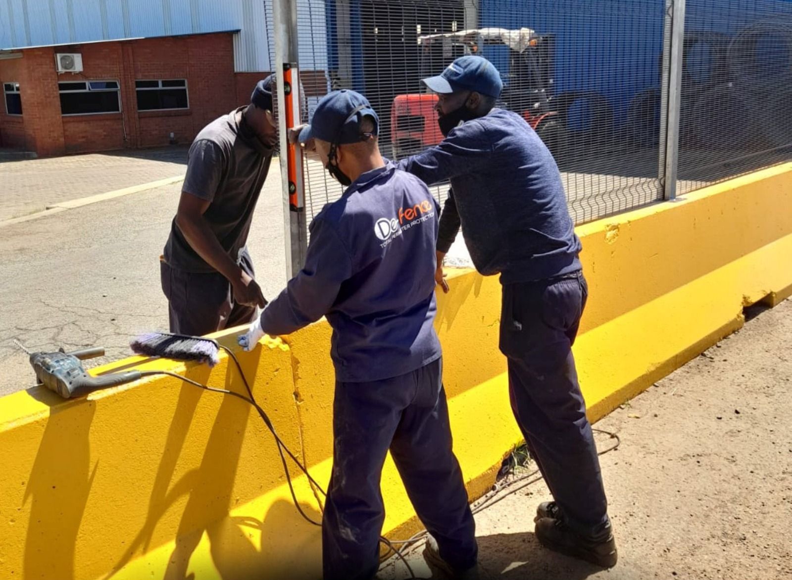 De-Fence fence installation