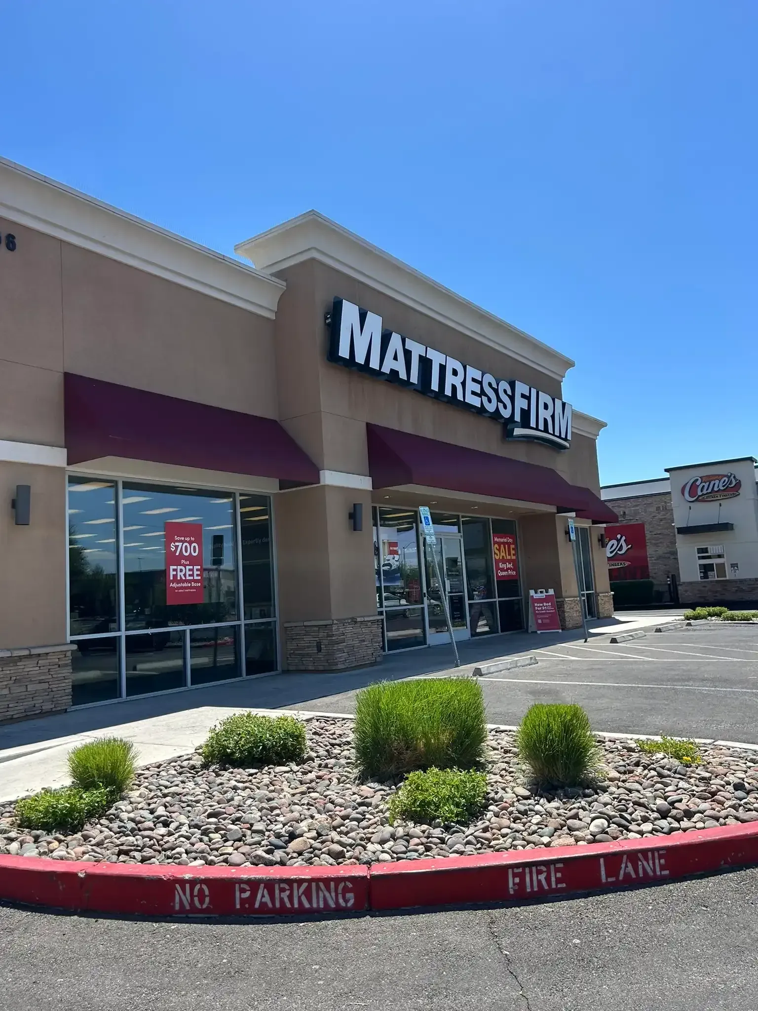 Commercial landscape maintenance Las Vegas