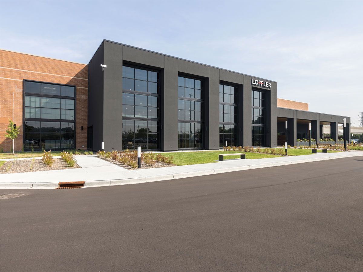 Parking lot and walkway landscaping for office building in Las Vegas