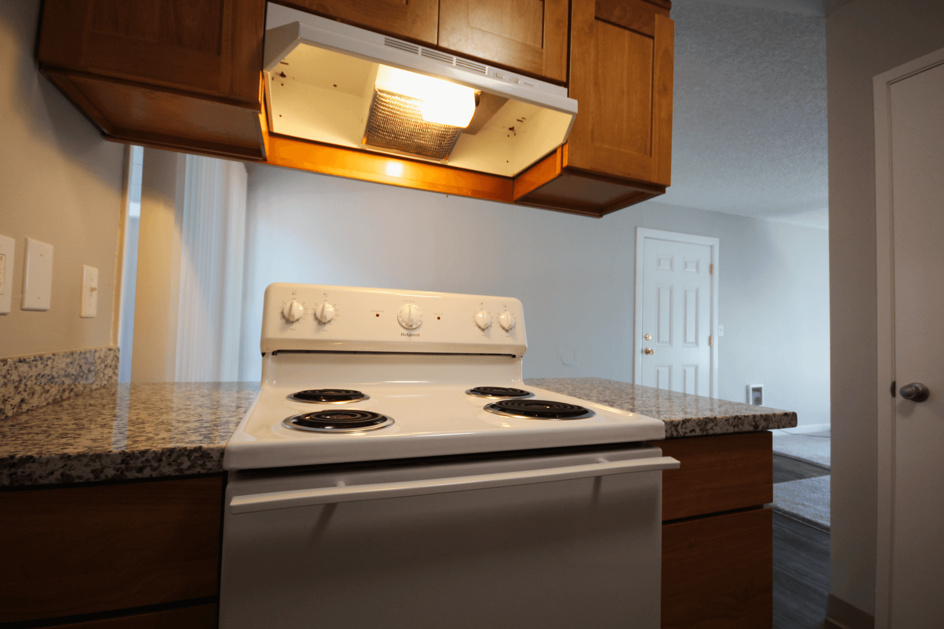 Photos View Echo Glen Apartments Interior and Exterior Images Online