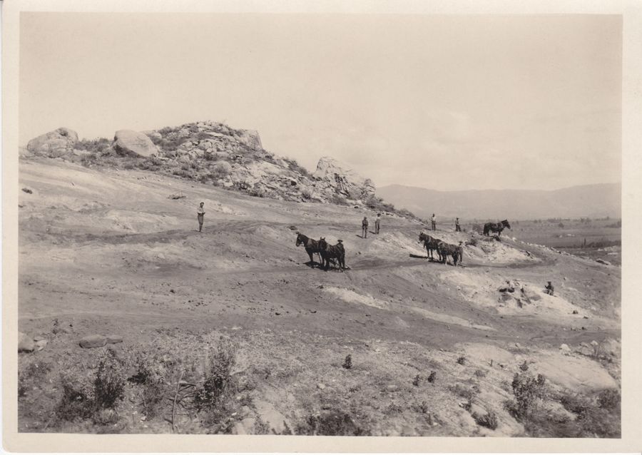 Historical photo of the construction of the Ramona Bowl Amphitheatre c.1925