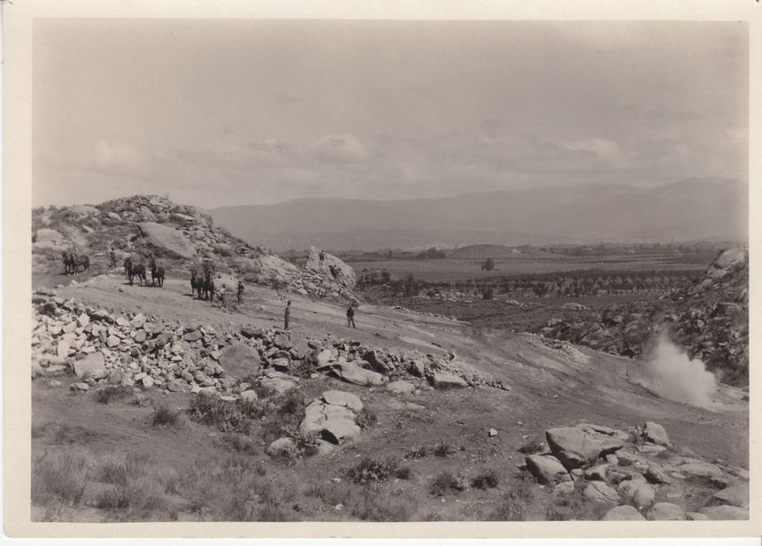 Historical photo of the construction of the Ramona Bowl Amphitheatre c.1925