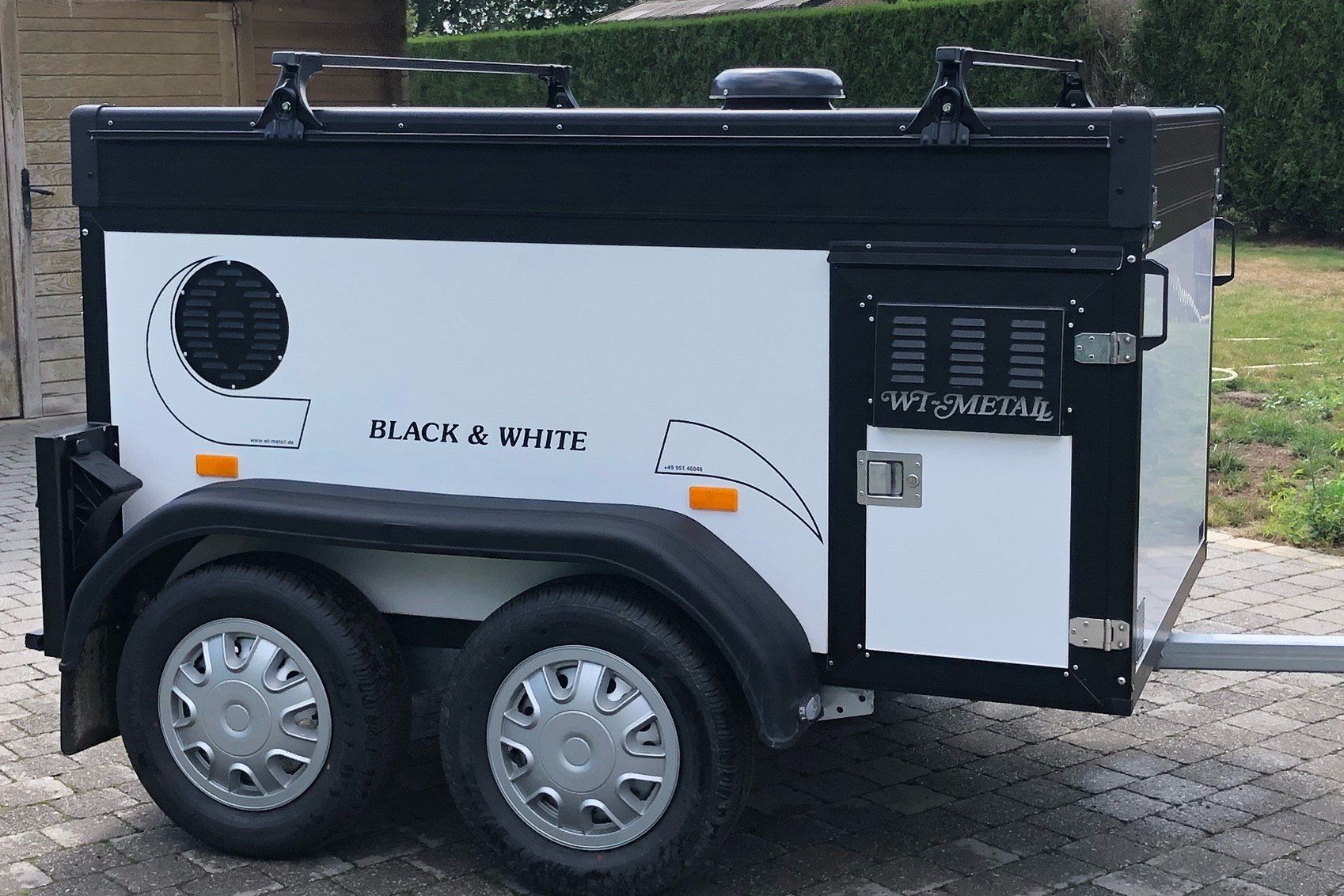 WT Metall Thermo Black & White 3 box tandem 07/21 for sale, never been