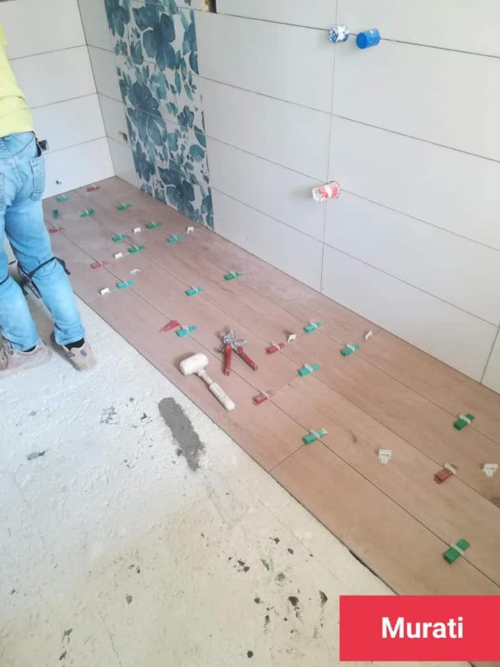 Posa pavimenti bagno