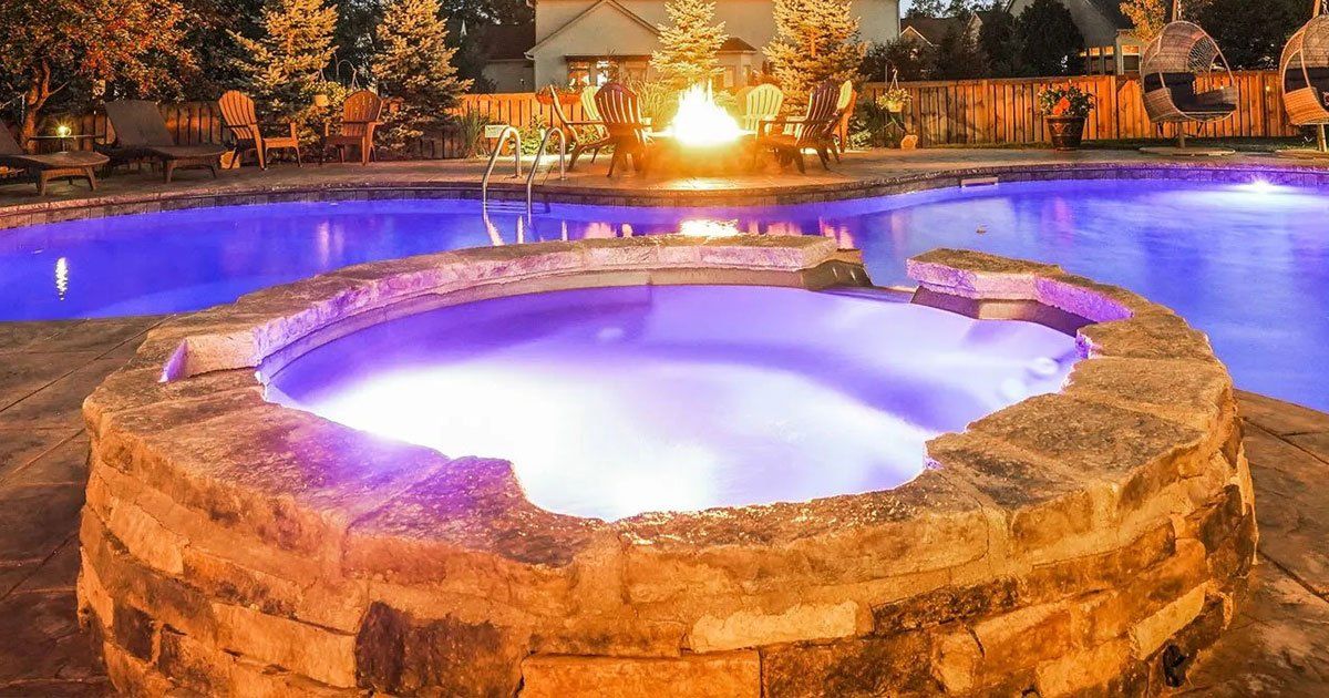 Fiberglass VsConcrete Pools: Which Is Best? - California Pools