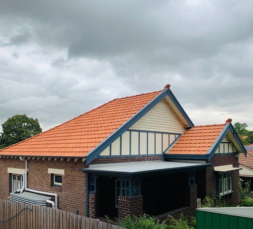 australian home on a cloudy day