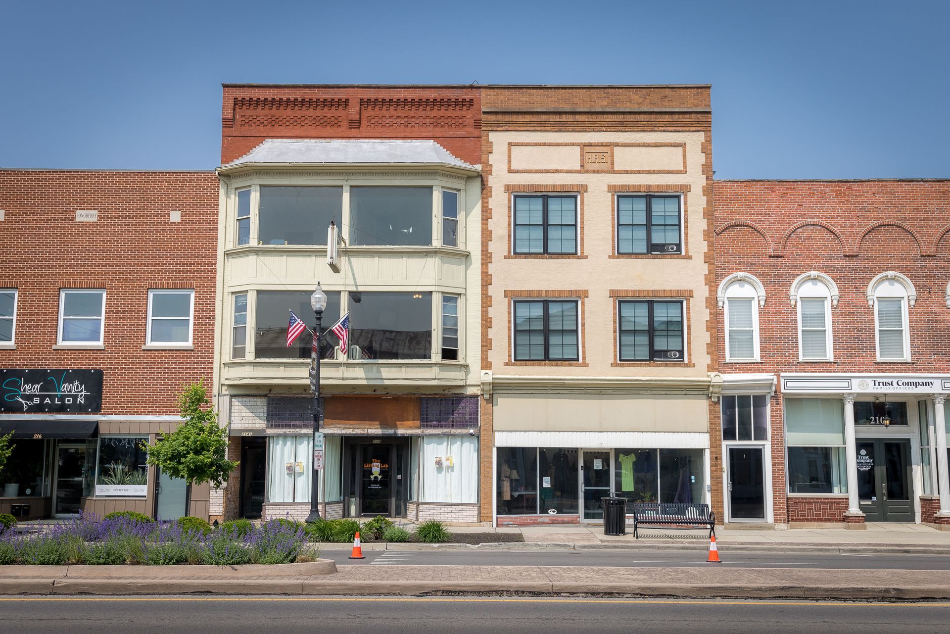 1-2 BEDROOM APARTMENTS