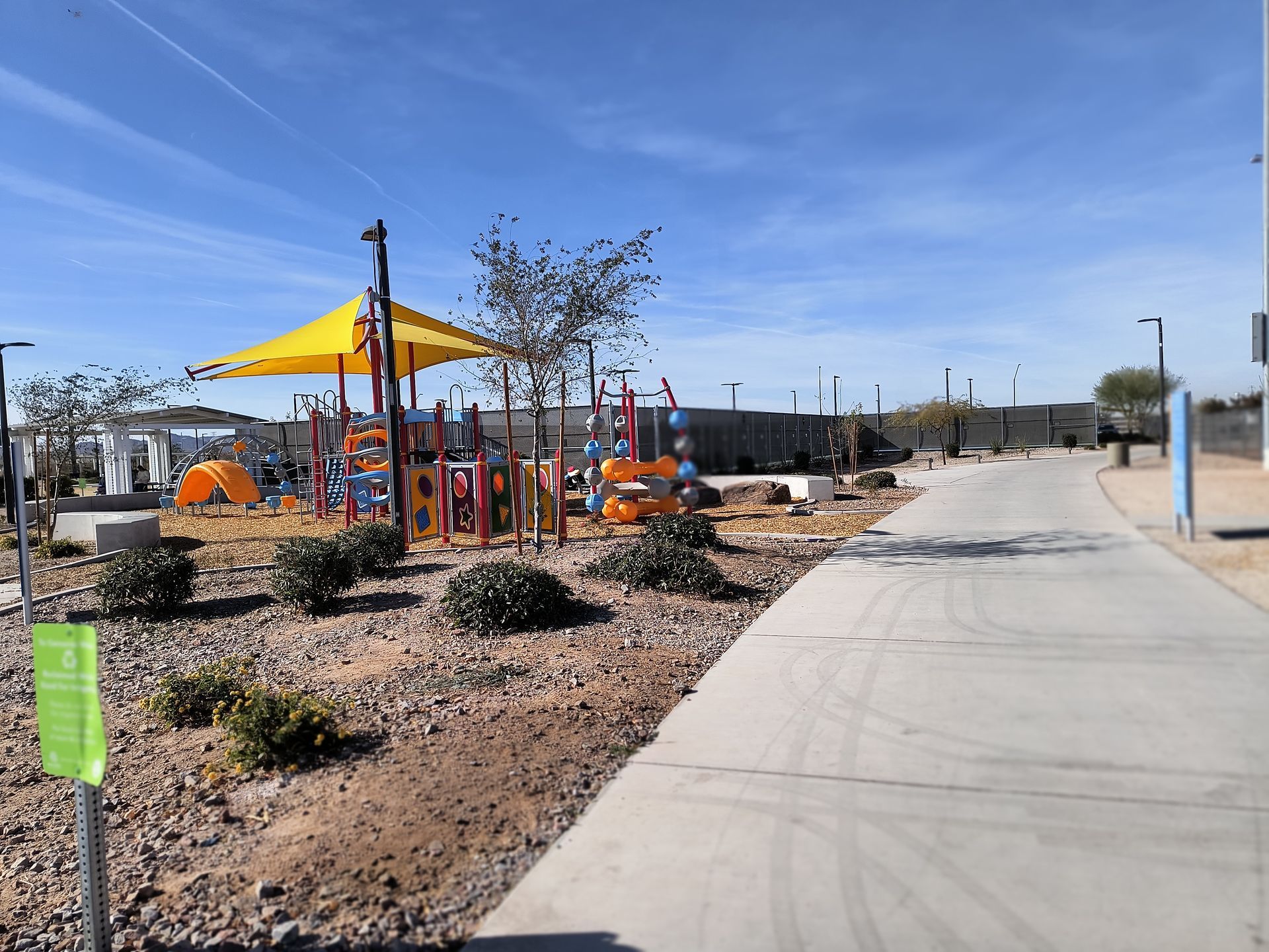 Alamar park playground and walking path