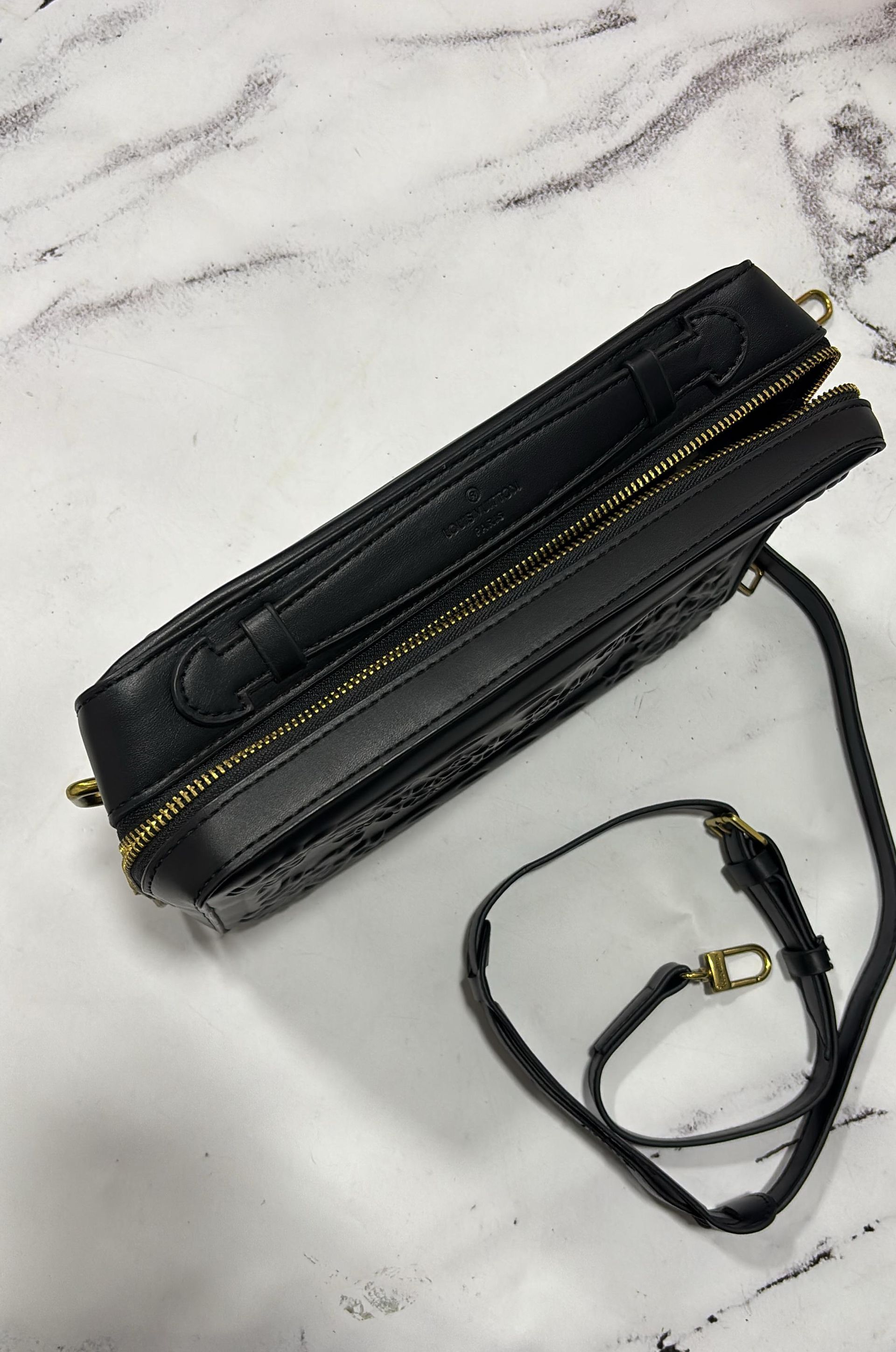 CARTERA LOUIS VUITTON GOLD