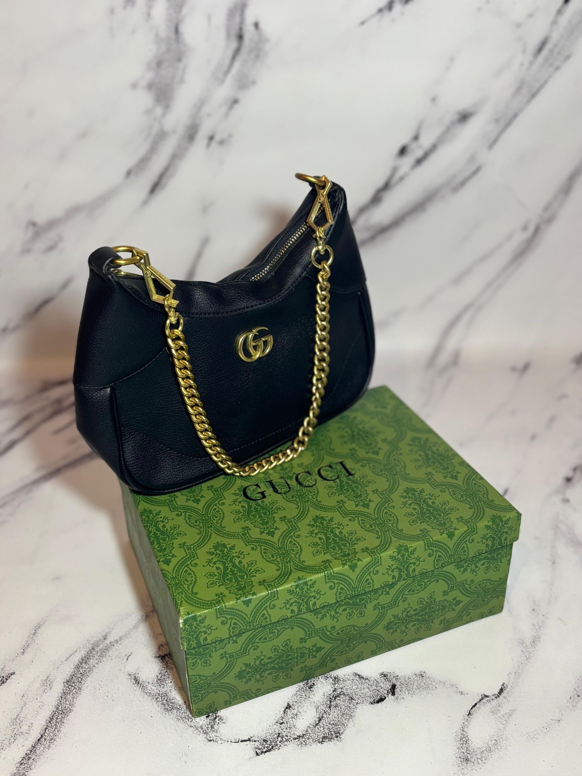 CARTERA GUCCI CLASSIC