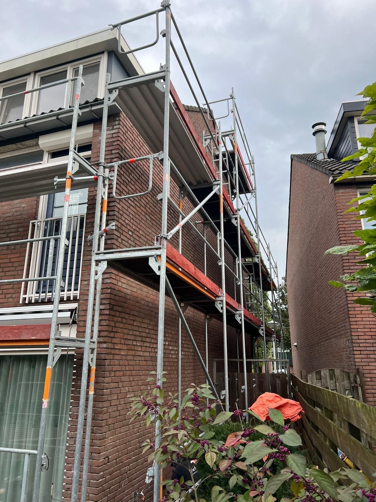 LayherBlitz Steigers | 123 Layher Blitz Steigers voor de steigerhuur