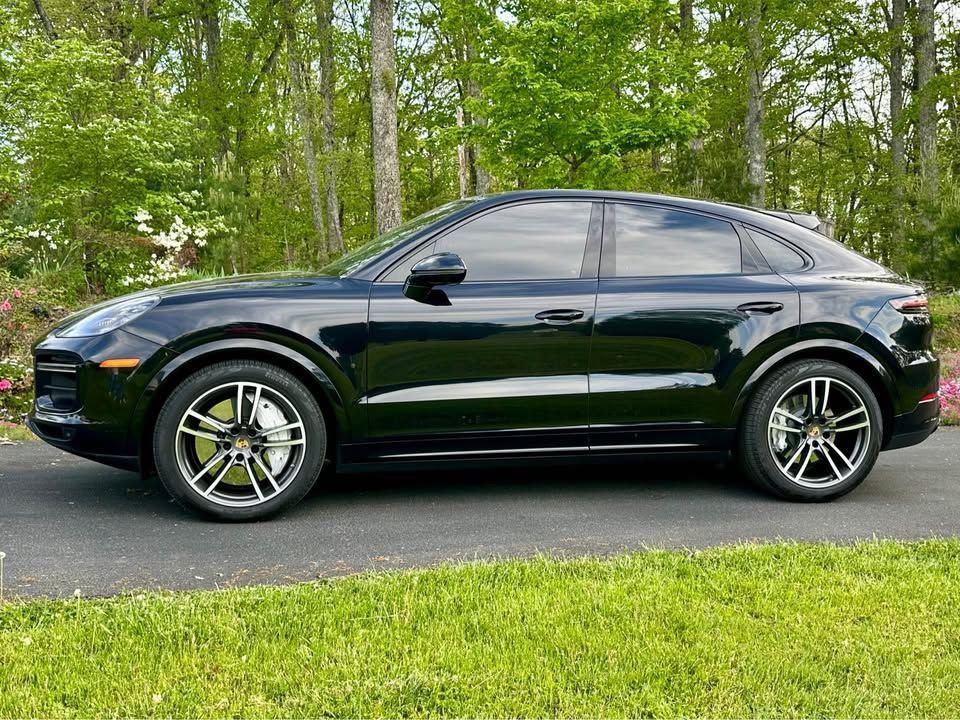2020 Porsche Cayenne Coupe Turbo Side Profile Exterior View | Eurotech Knoxville