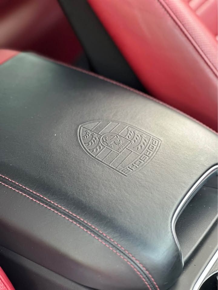 2020 Porsche Cayenne Coupe Turbo Center Console Armrest Detail | Eurotech Knoxville