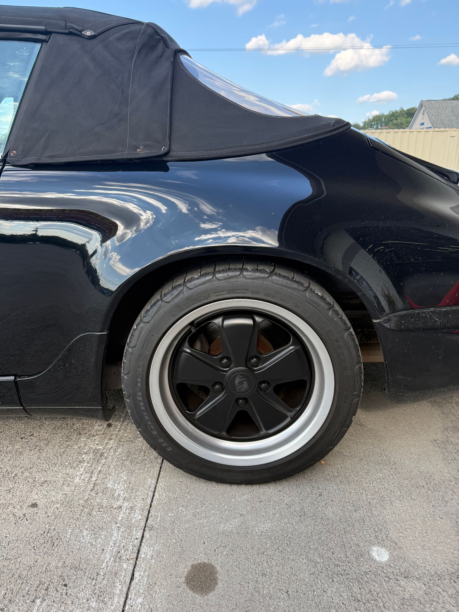 1991 Porsche 911 Carrera 2 Rear Quarter Exterior Detail View | Eurotech Knoxville