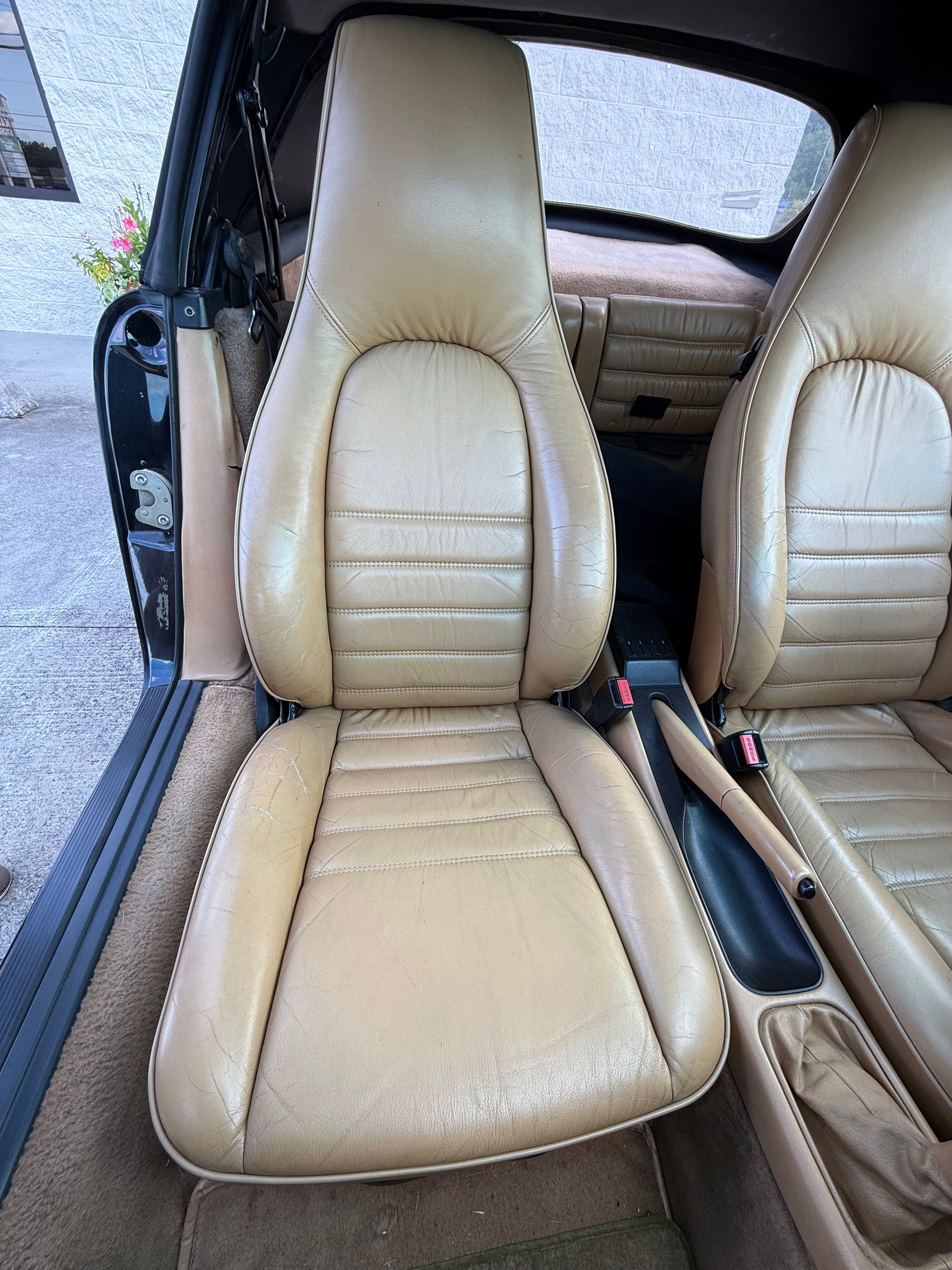 1991 Porsche 911 Carrera 2 Dual Front Seats Interior View | Eurotech Knoxville