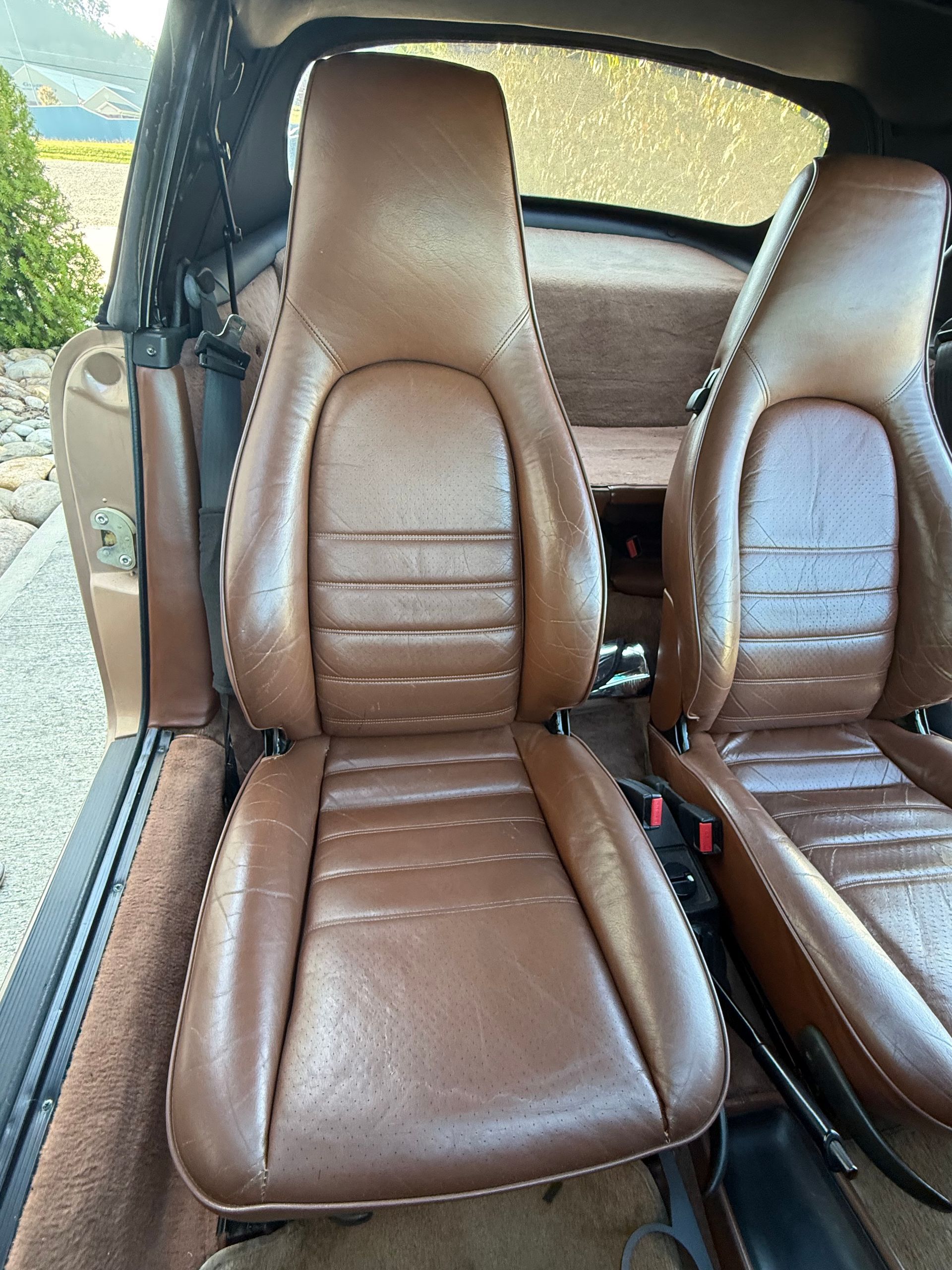 1987 Porsche 911 Carrera Dual Front Seats Interior View | Eurotech Knoxville