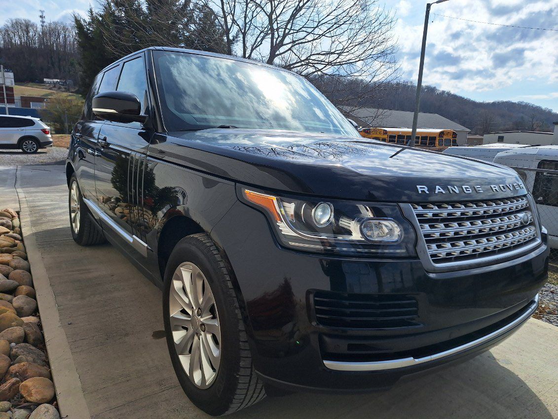 2014 Range Rover HSE Front Three Quarter Exterior View | Eurotech Knoxville