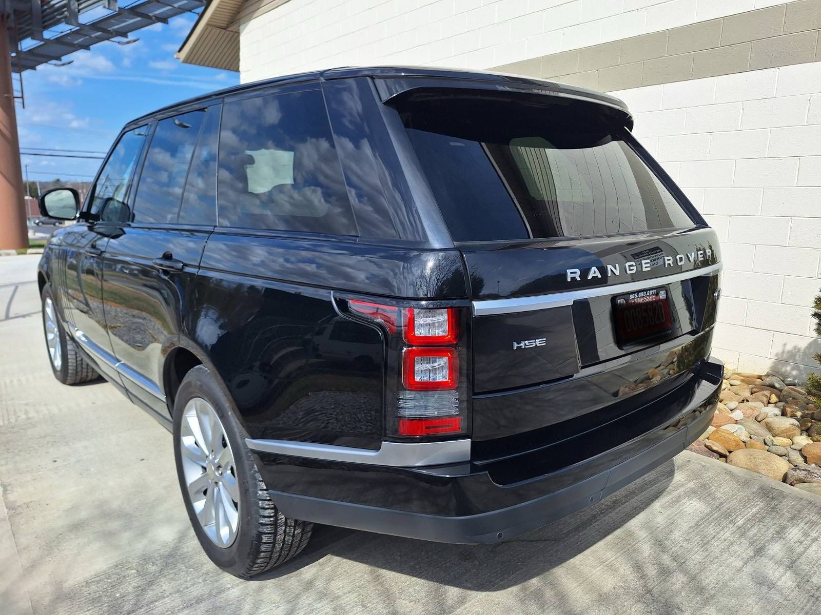 2014 Range Rover HSE Rear Three Quarter Exterior View | Eurotech Knoxville