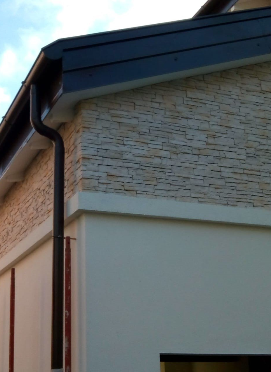 rifacimento facciata mattone faccia vista