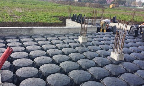 costruzione basi complesso industriale