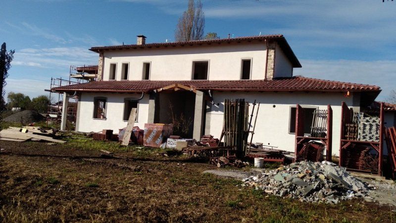 villetta su due piani per due unità familiari