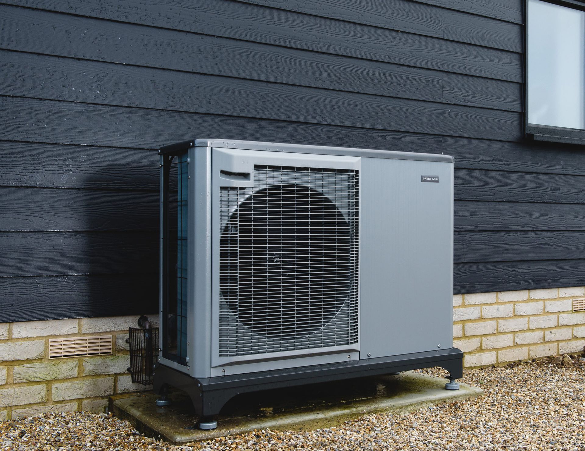 Air source heat pump